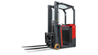 O empilhador elétrico E10 da Linde Material Handling pode ser utilizado de muitas maneiras, mesmo nos espaços mais apertados.