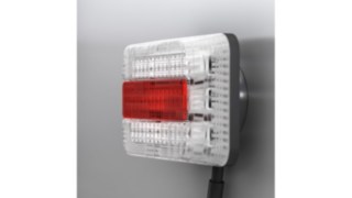 Iluminação traseira com conjunto de luzes traseiras LED com quatro funções