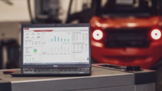 O WMS holístico Linde Warehouse Manager coordena todos os processos de armazém.