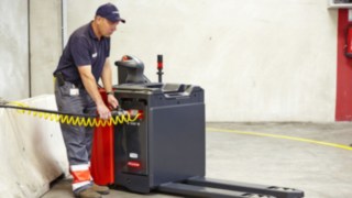 A tecnologia de células de combustível da Linde em utilização na DB Schenker A tecnologia de células de combustível da Linde em utilização na DB Schenker