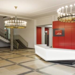 Hall de entrada da Linde Material Handling em Aschaffenburg