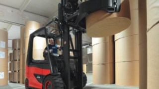 empilhador para a indústria do papel