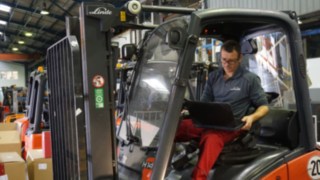 inspeccion de carretilla elevadora de segunda mano